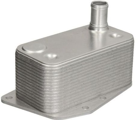11427787698 Pièces moteur BMW refroidisseur d'huile pour