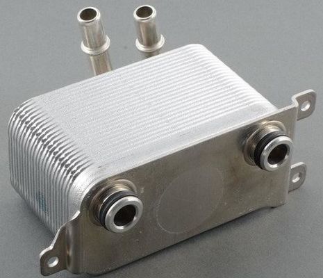 17117534896 Pièces moteur BMW refroidisseur d'huile