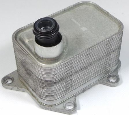 06L117021E Pièces moteur refroidisseur d'huile