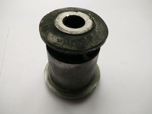 7D0407183 Pièces de suspension à bras de commande
