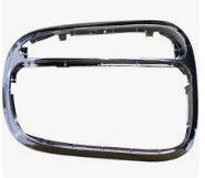 Mercedes Benz 2032671988 Pièces de châssis Couvercle de garniture
