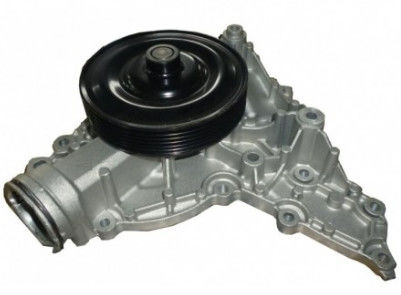 Mercedes Benz 2722000901 Pompe à eau automatique pour le refroidissement du moteur