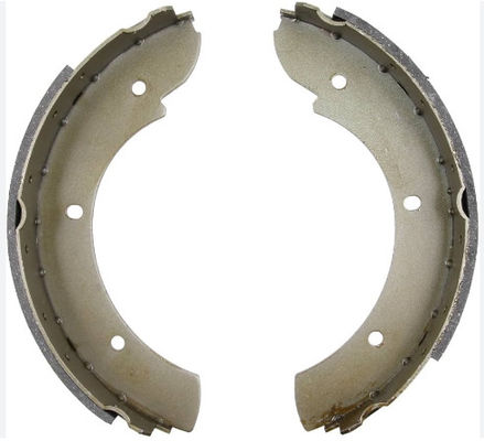 Les pièces du châssis Land Rover ICW100030